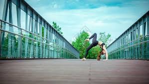 德州扑克不是赌运气（德州扑克靠的不是运气）